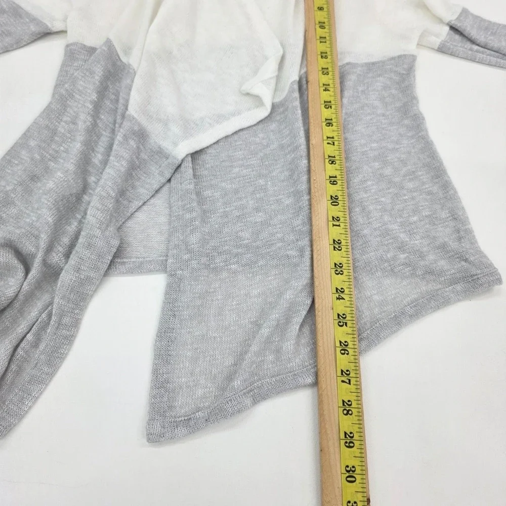 Eddie Bauer‎ Womens M Gray White Knit Cardigan Sweater Long Sleeve Open Front